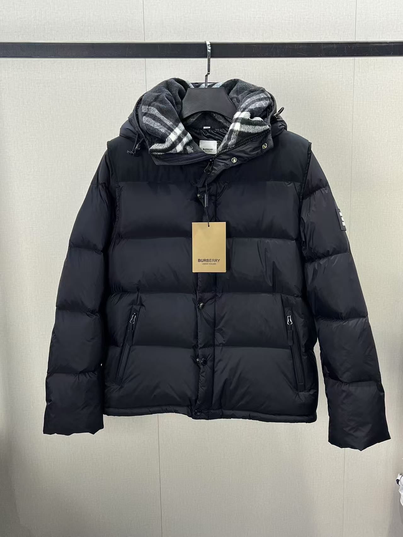 버버리 LOCKWELL 패딩