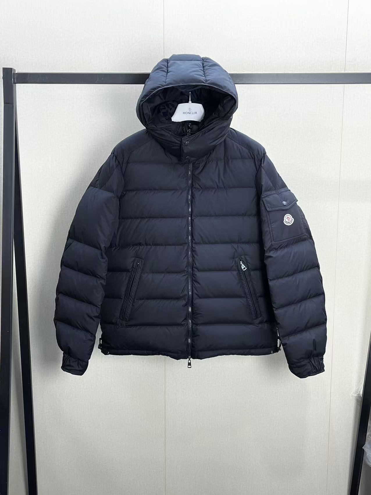 몽클레어 양면 구스패딩