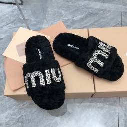 미우미우 블링 슬리퍼
