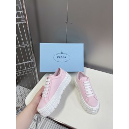 프라다 스니커즈