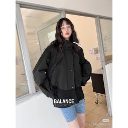 버버리 라인 바람막이 자켓
