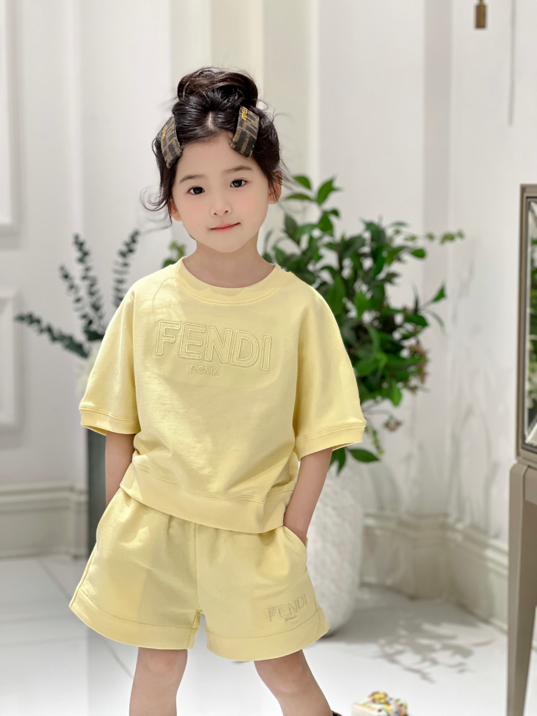 펜디 반팔티,반바지 셋트