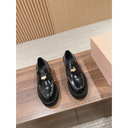 미우미우 로퍼