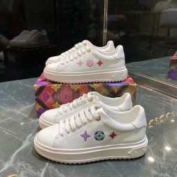 루이비통 로고화이트 슈즈