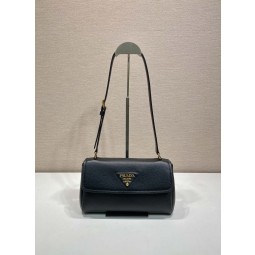 프라다 레더크로스백
