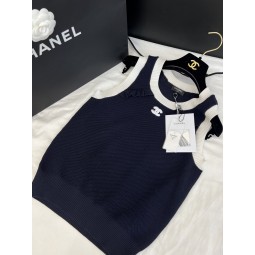 샤넬 민소매 티셔츠